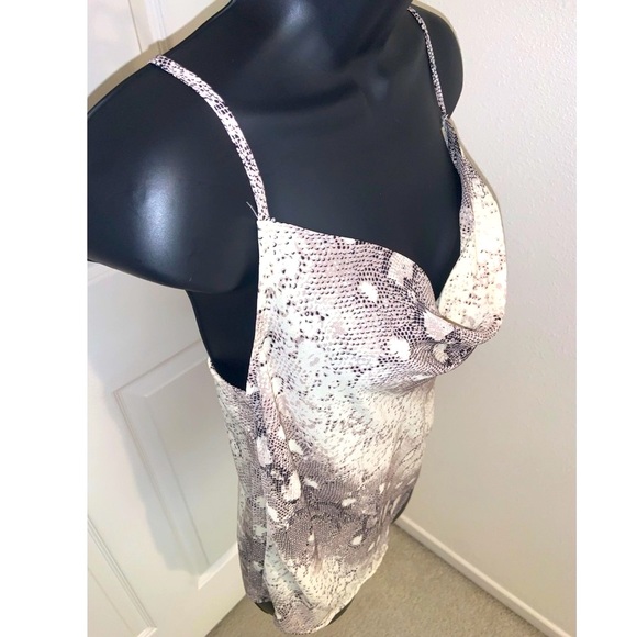 Nasty gal What Difference Does It Snake Cami Top –– NWT - Picture 9 of 16